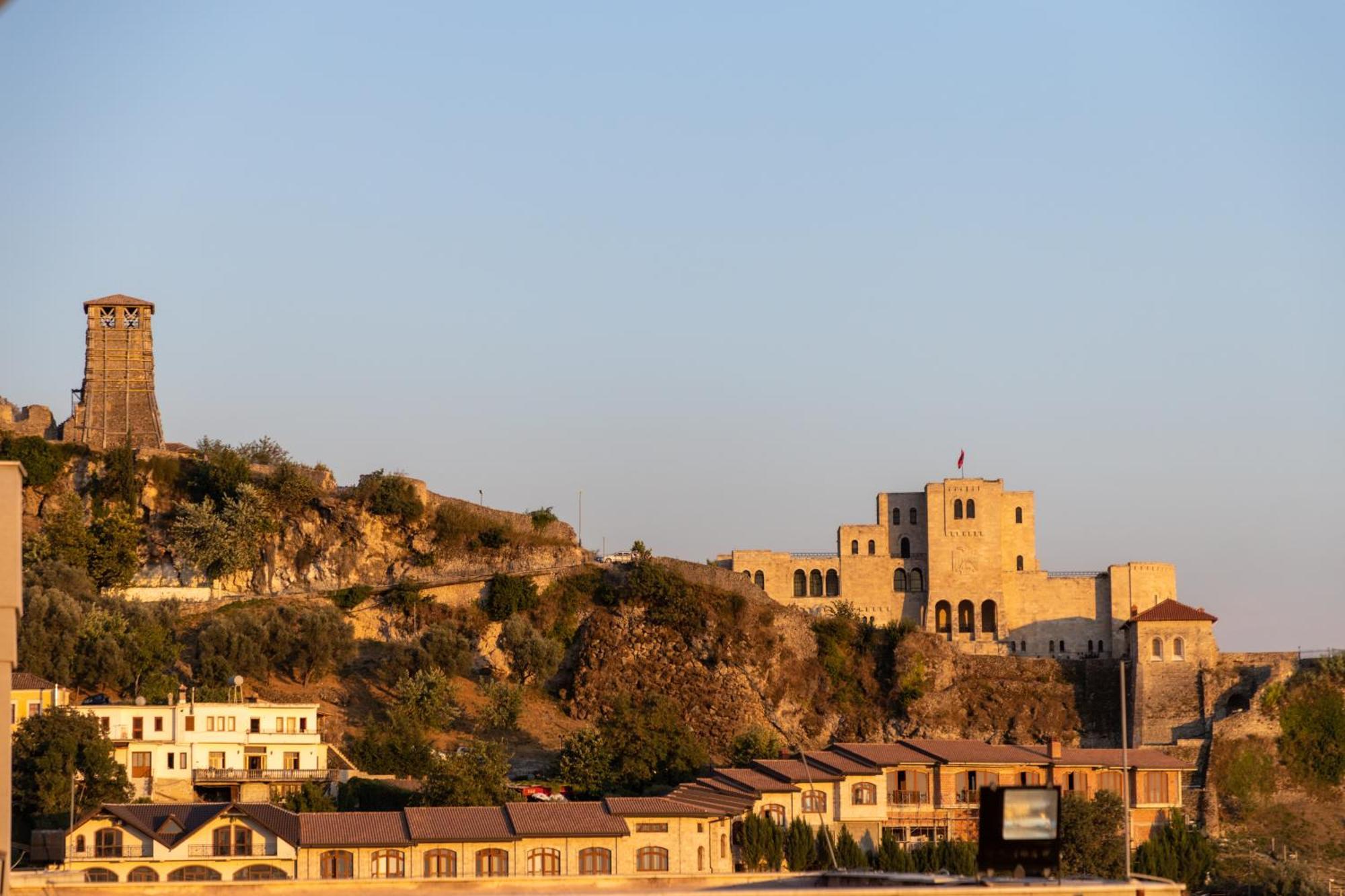Mervin Hotel Krujë 외부 사진