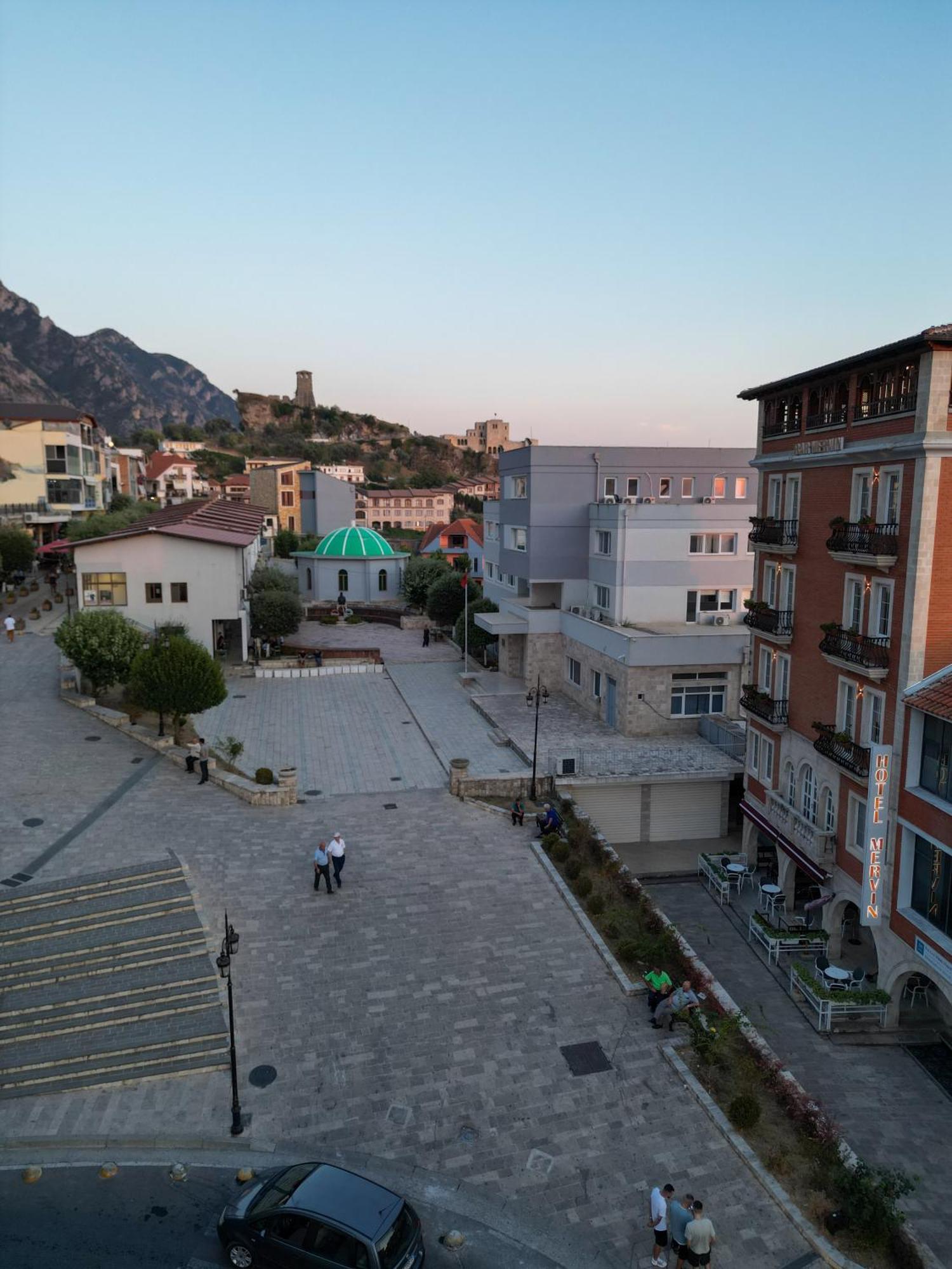 Mervin Hotel Krujë 외부 사진